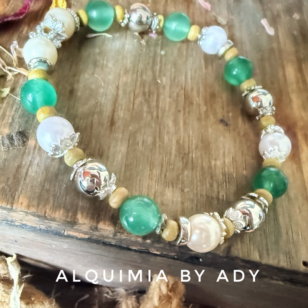 Pearls And Aventurine Beaded Handmade Bracelet Coastal Grandma 56$
